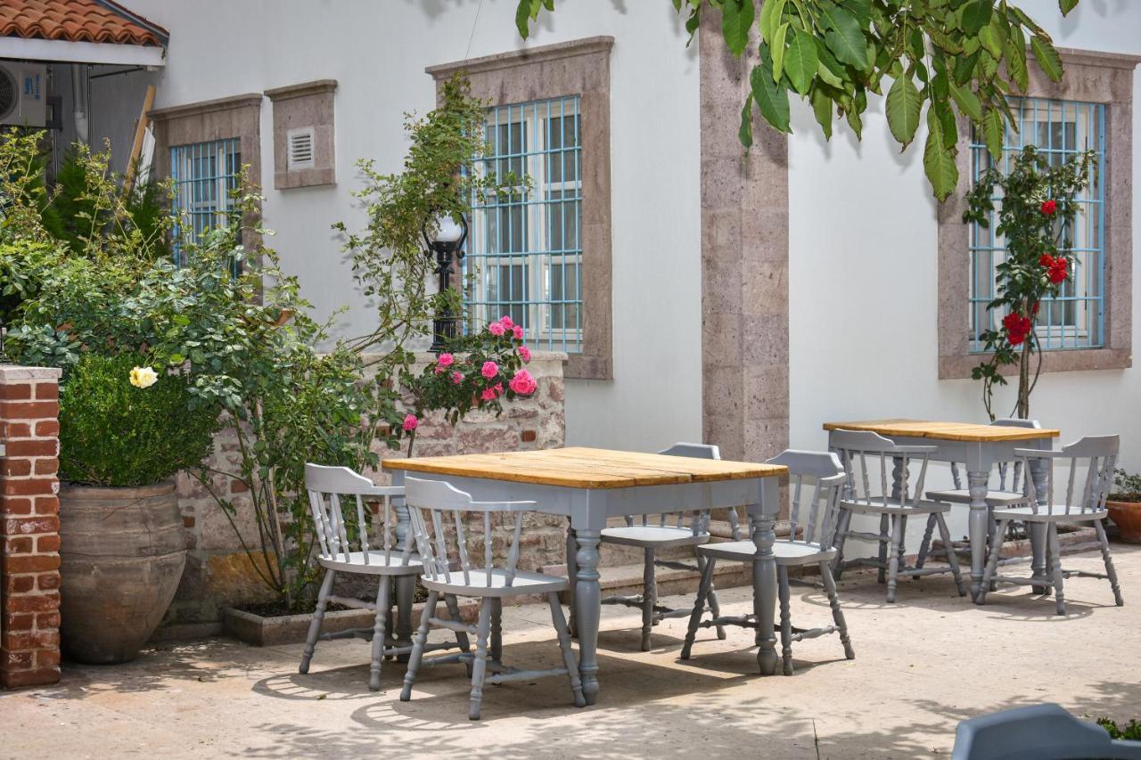 Lunaria Guest House Ayvalı Eksteriør bilde