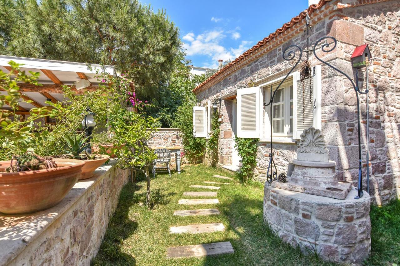 Lunaria Guest House Ayvalı Eksteriør bilde