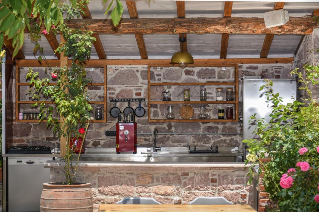Lunaria Guest House Ayvalı Eksteriør bilde