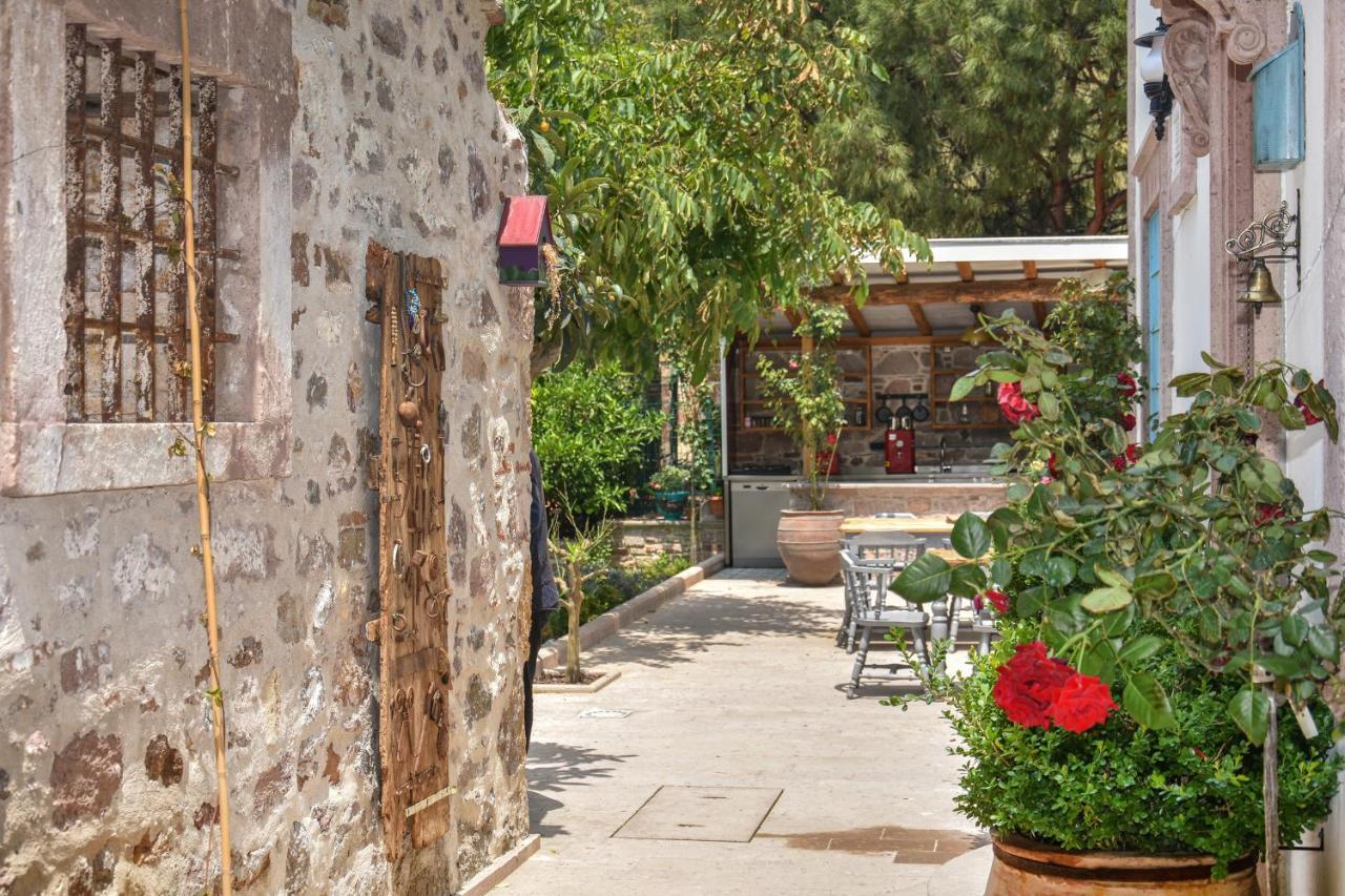 Lunaria Guest House Ayvalı Eksteriør bilde