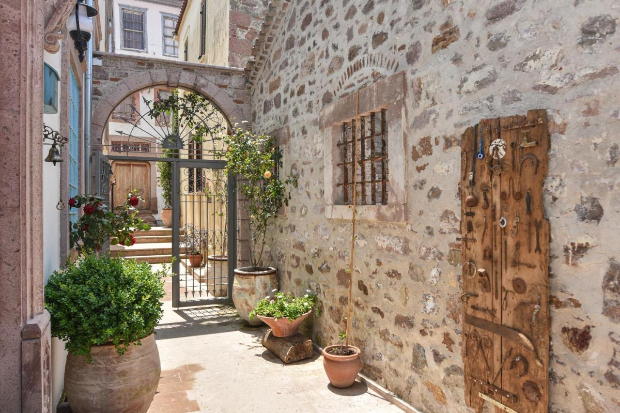 Lunaria Guest House Ayvalı Eksteriør bilde