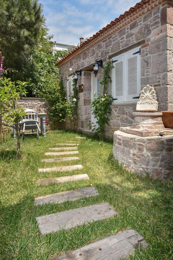 Lunaria Guest House Ayvalı Eksteriør bilde